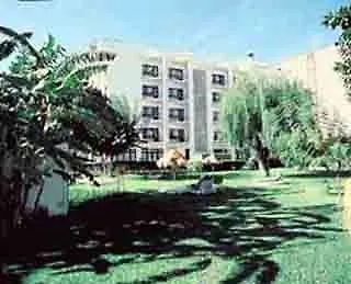Monarque Cendrillon Hotell