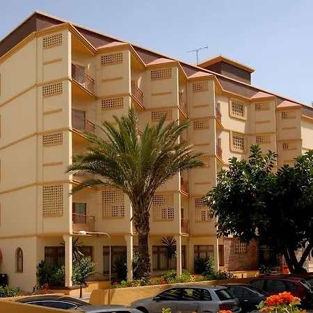 Monarque Cendrillon Otel 3*