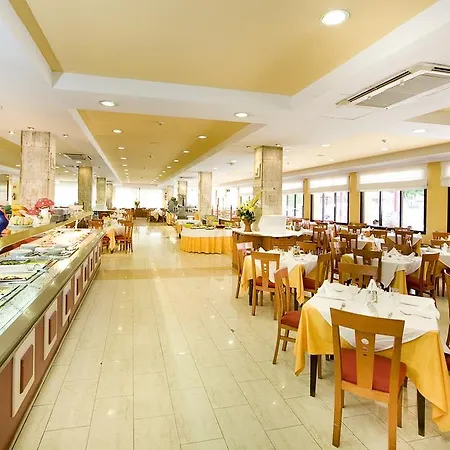 蒙纳克森德里隆酒店 酒店 丰希罗拉