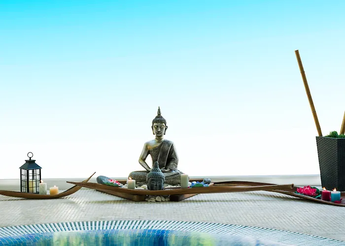 Hotel Monarque Cendrillon 3*